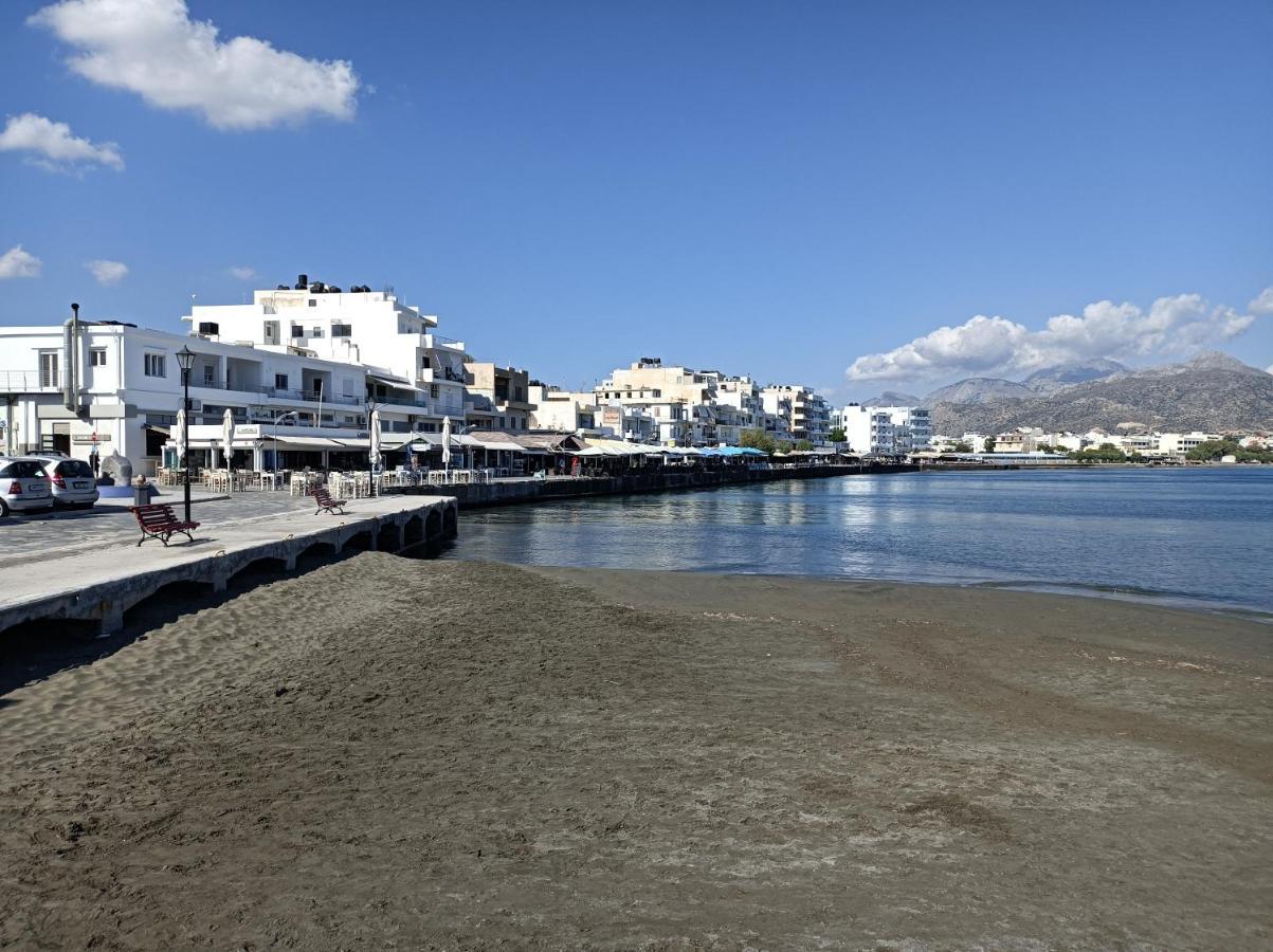 Amazing Seafront Suite Jerápetra Kültér fotó